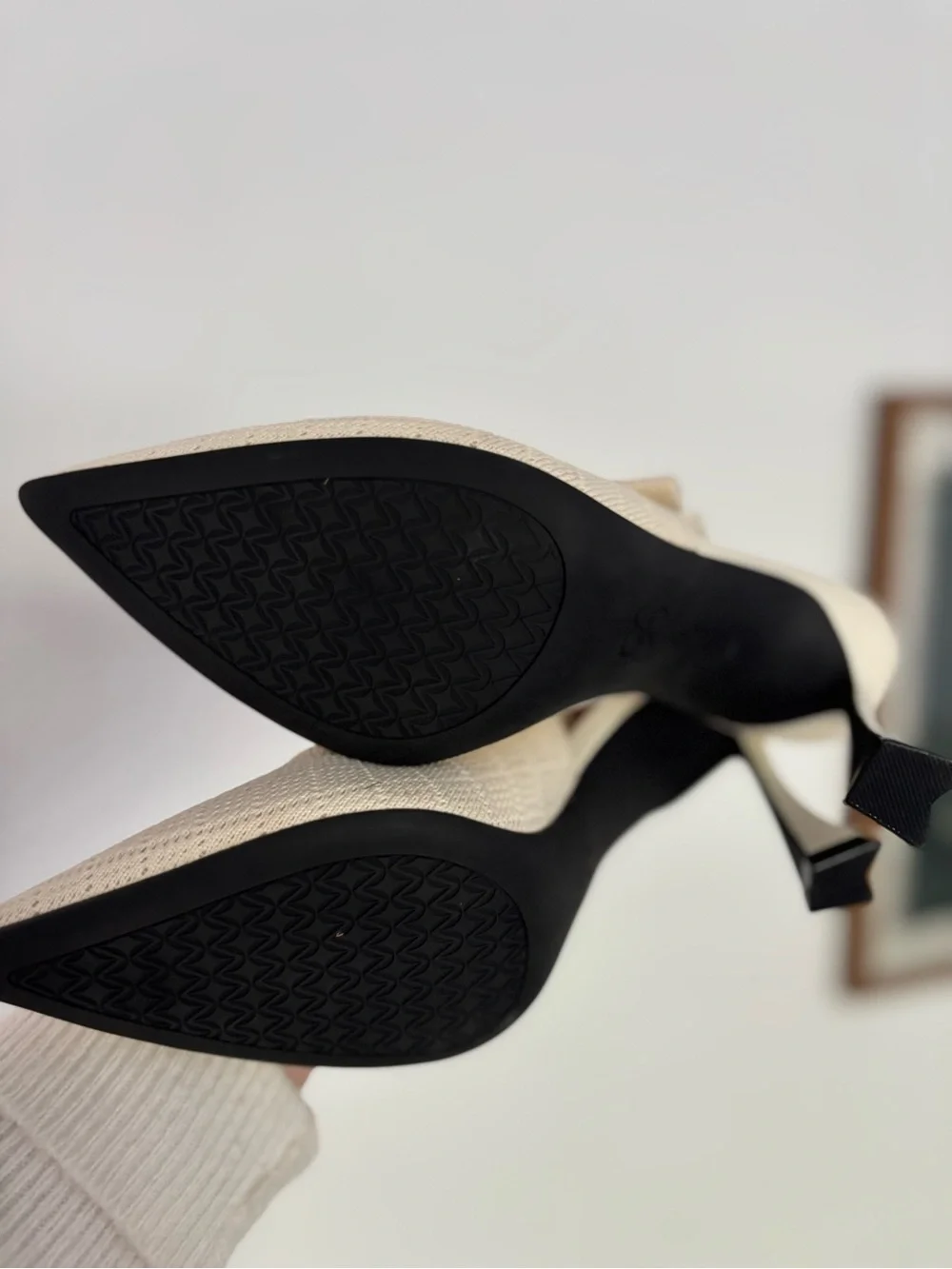 Cosy Island Cream Slingback Bow Heels - Picture 7 of 8